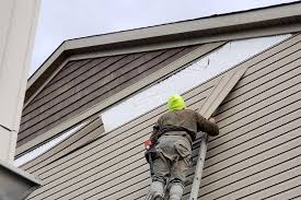 Siding Removal and Disposal in Thermopolis, WY